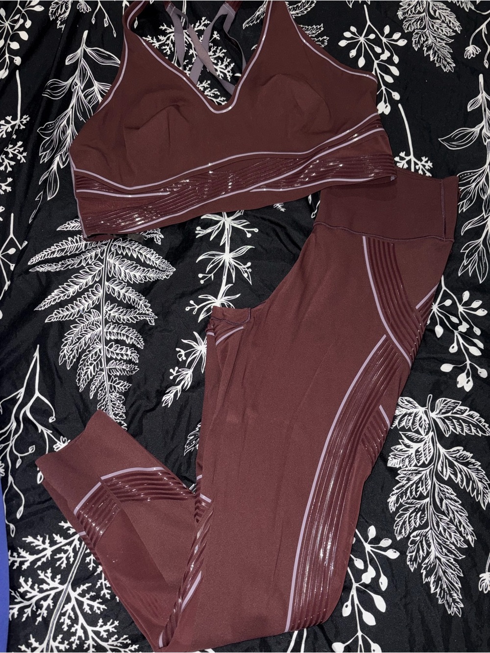 VSX Maroon Seamless Sports Bra and Leggings Set